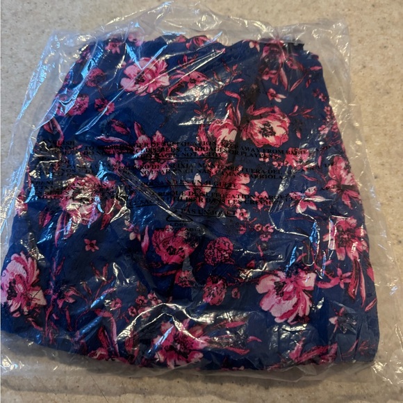 Peplum eyelet cami - Picture 5 of 5